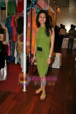 Neha Oberoi at Bizarre Bazaar in Mumbai on 8th Nov 2009 (16).JPG